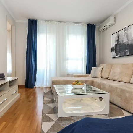 New Apartments, Parking 5 Eur Per Day Apartment