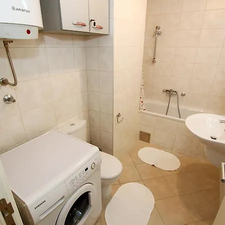 New Apartments, Parking 5 Eur Per Day