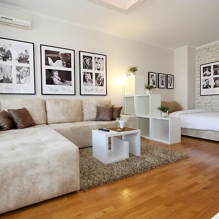 New Apartments, Parking 5 Eur Per Day * Belgrade