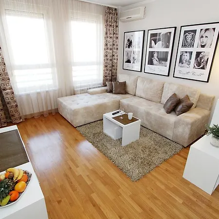 New Apartments, Parking 5 Eur Per Day Apartment