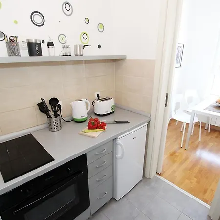 Appartement New Apartments, Parking 5 Eur Per Day Belgrade